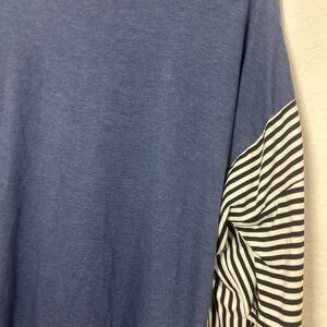 Emery Rose Blue‎ Striped Women's Blouse